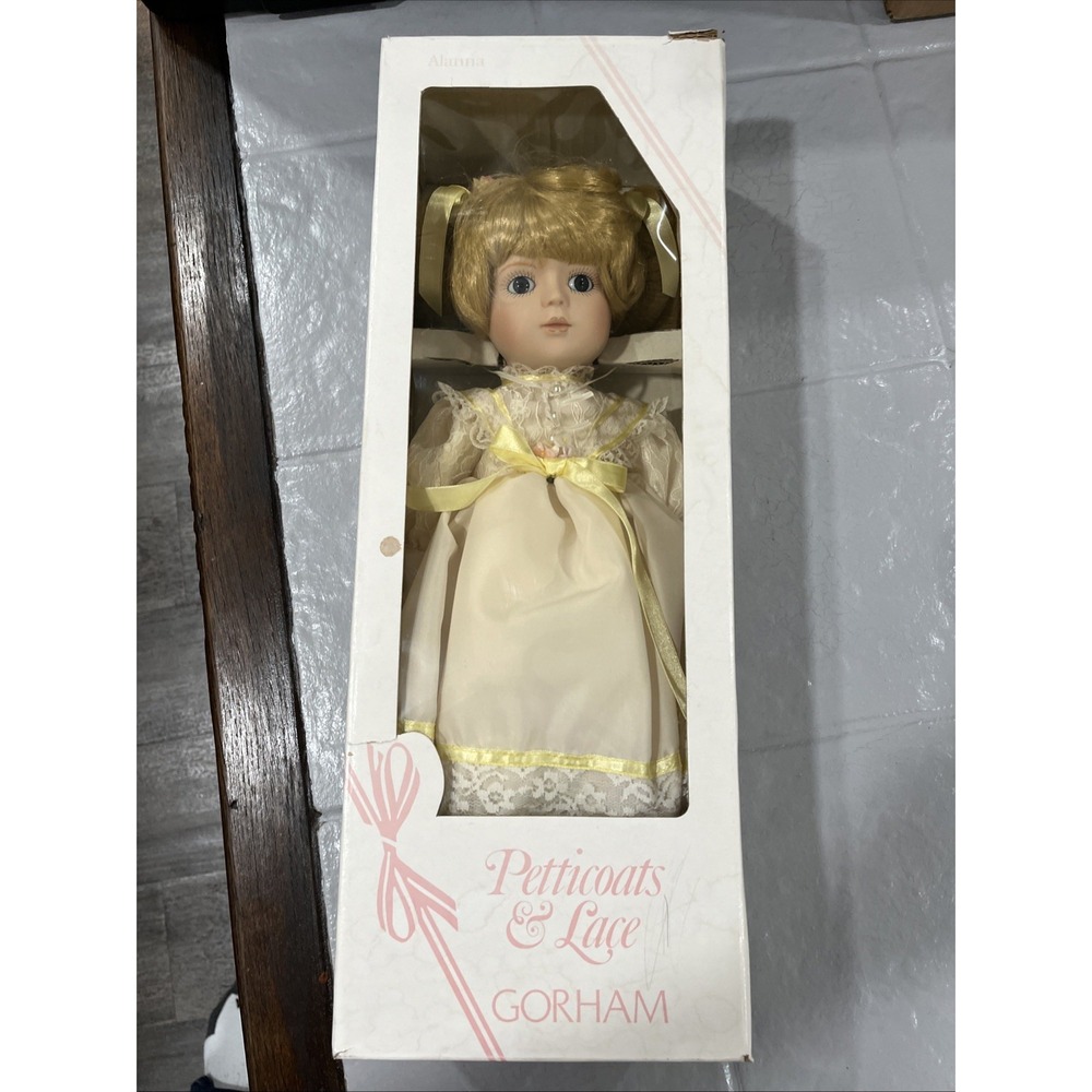 Vintage Gorham Musical Porcelain Doll 1986 "Alanna” Petticoats & Lace VT741
